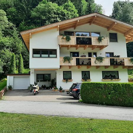 Gemuetliche Wohnung 10 Minuten Vom See Entfernt Целль-ам-Зеє Екстер'єр фото