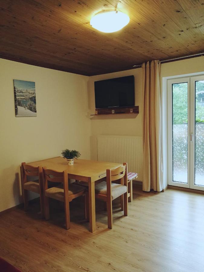 Gemuetliche Wohnung 10 Minuten Vom See Entfernt Целль-ам-Зеє Екстер'єр фото
