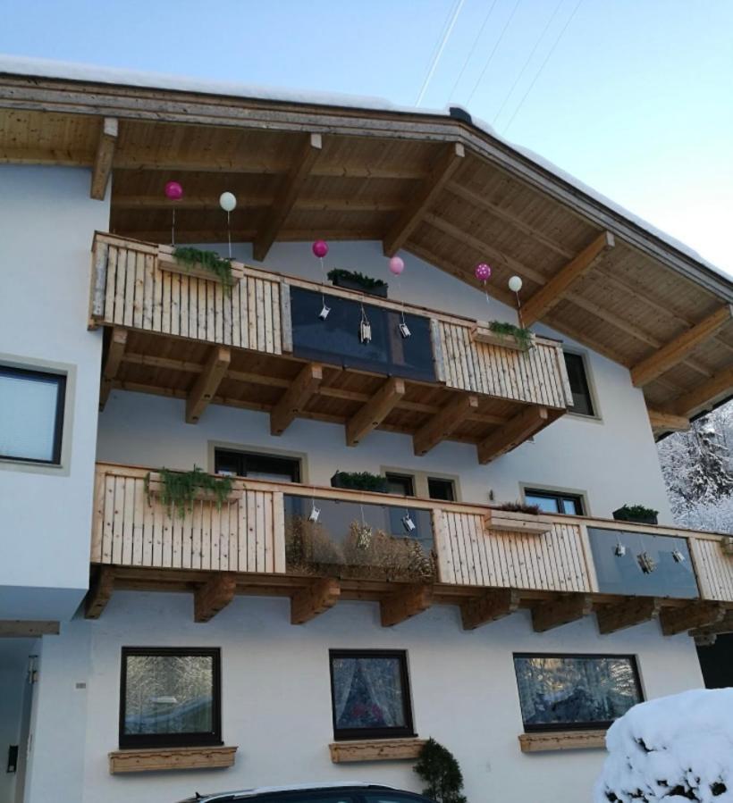 Gemuetliche Wohnung 10 Minuten Vom See Entfernt Целль-ам-Зеє Екстер'єр фото